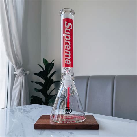 bong supreme - shatter proof bong.